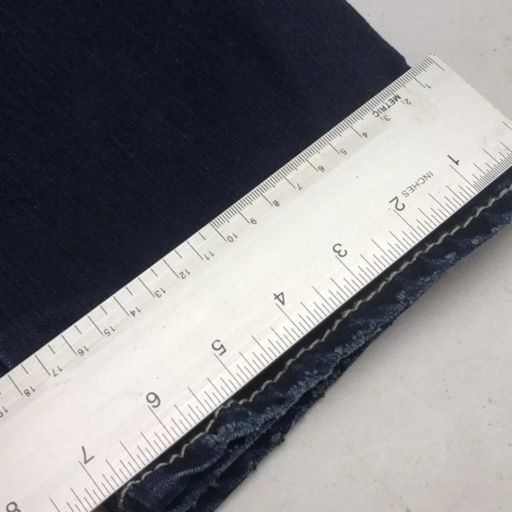 SILVER JEANS SUKI MID CAPRIS 28x22⭐️